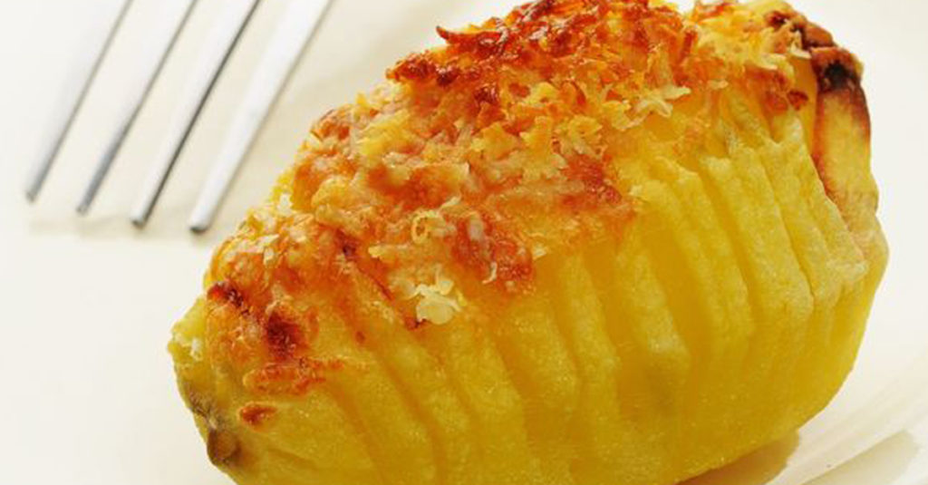 Hasselback Potatoes – A Couple Cooks