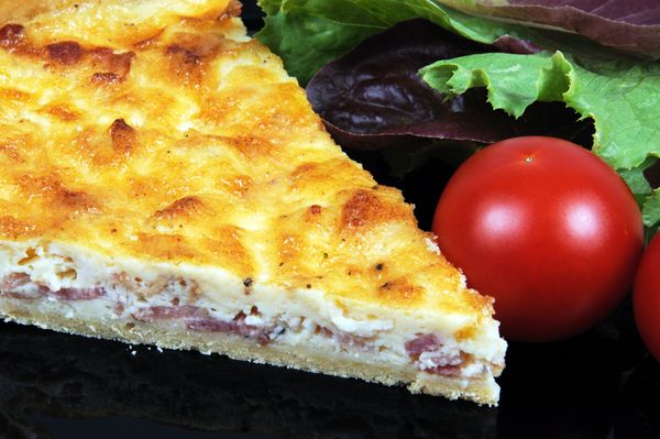 Classic Quiche Lorraine | 12 Tomatoes