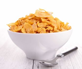 Homemade Healthy Alternative: Corn Flakes | 12 Tomatoes