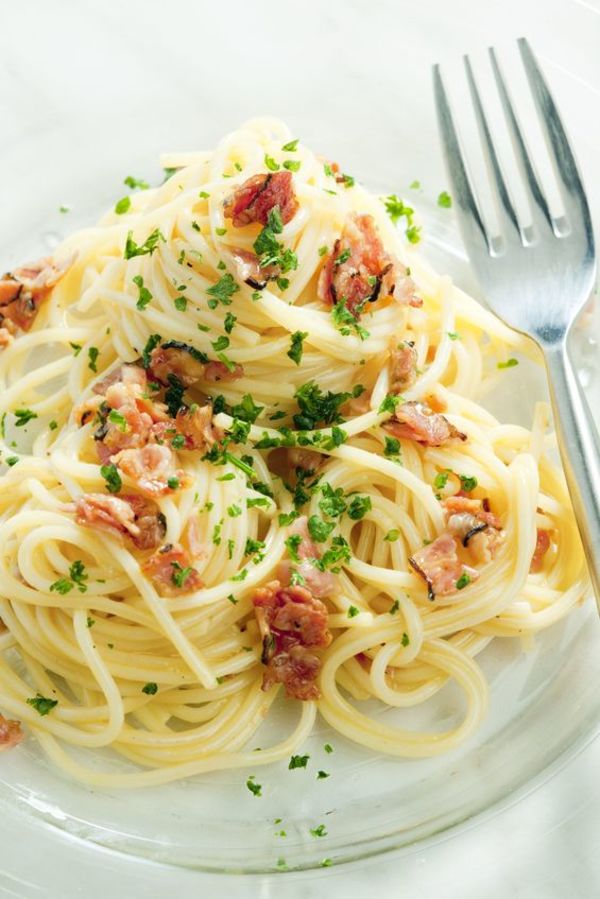 Spaghetti alla Carbonara - Traditional Italian Recipe