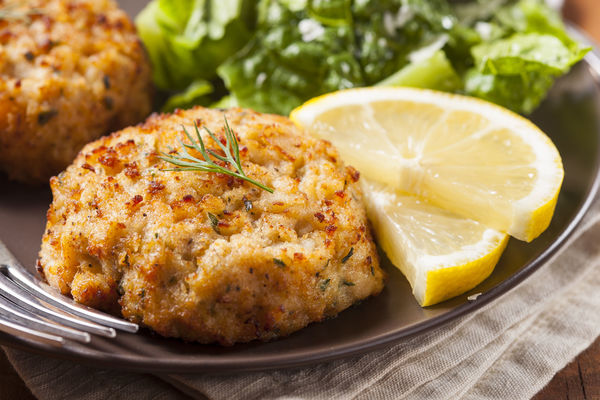 Baltimore-Style Crab Cakes | Punchfork