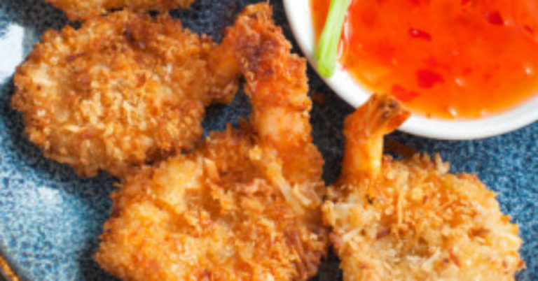 This Coconut Shrimp Looks Fancy But It’s So Easy To Whip Up! And Our Sweet Chili Dipping Sauce Is AMAZING!
