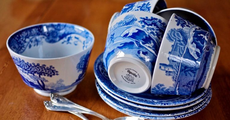 10 Most Popular China Patterns And What To Look For