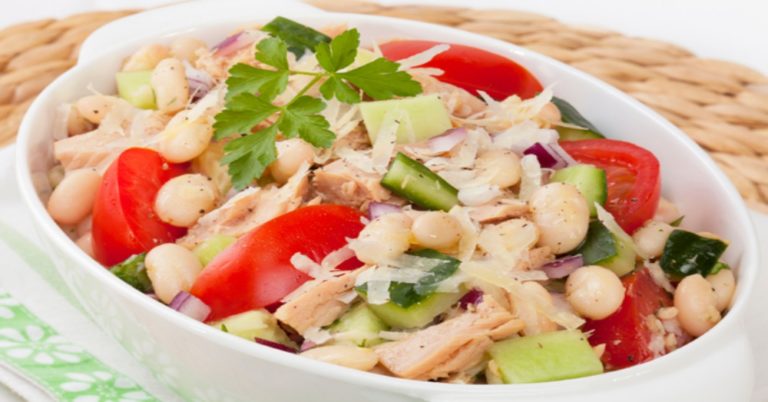 Light Salad Recipe: Tuna, White Bean & Cucumber Salad