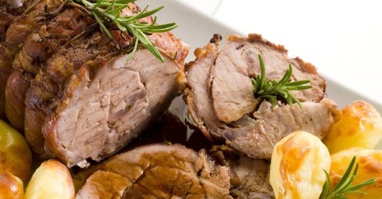 This Rosemary Honey Roast Is The Perfect Recipe For That Special Occasion! The Meat Comes Out So Tender And Juicy.