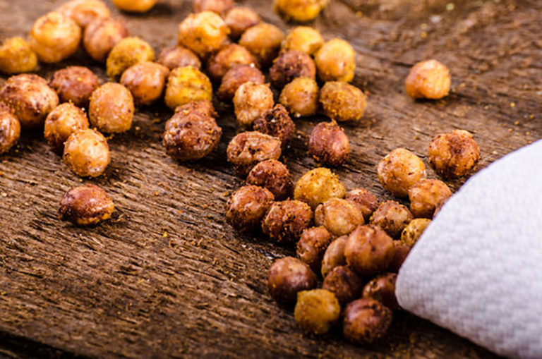 The New Popcorn – Spicy Curried Roasted Chickpeas
