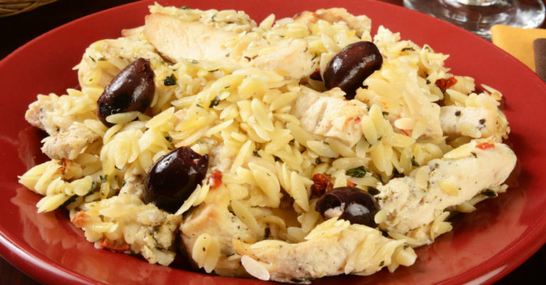 Hot Or Cold, This Mediterranean Orzo Salad Hits The Spot!!