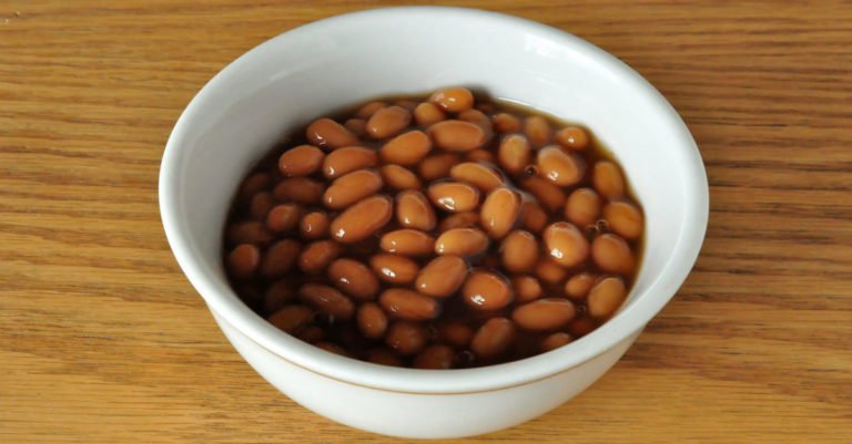Host The Ultimate Tailgater With These Classic, Slow-Cooked Beans!!