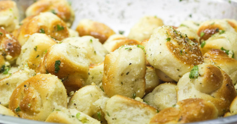 Cheesy Garlic Bombs