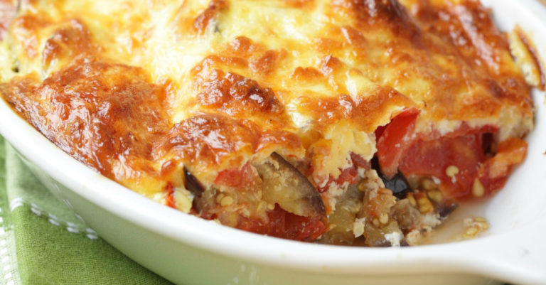 Make This Cheesy Casserole And Watch Your Family Devour Their Veggies Without Even Realizing It!