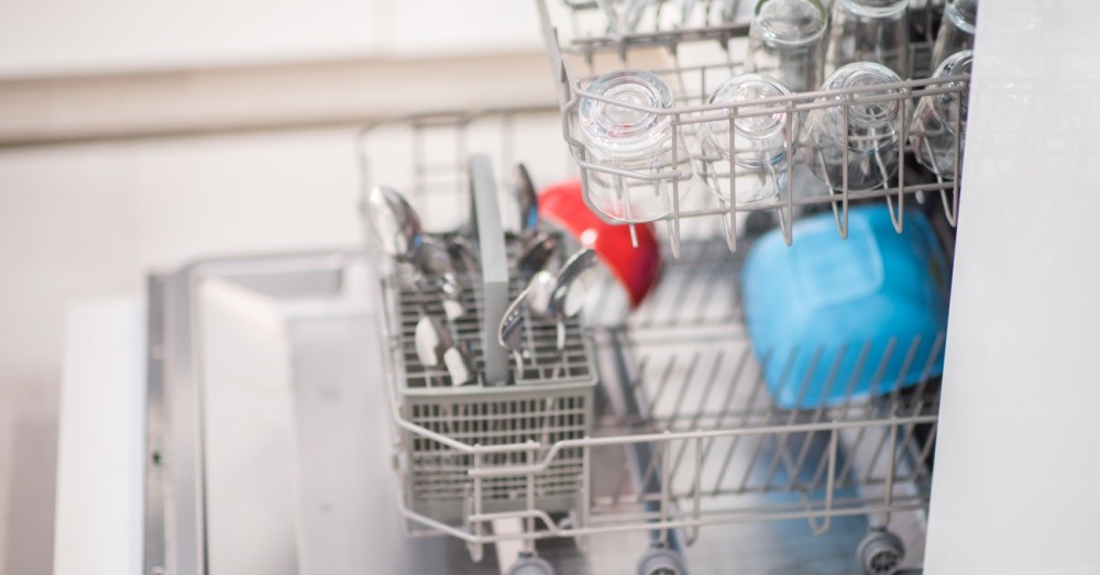 9 MustKnow Dishwasher Tips And Tricks 12 Tomatoes