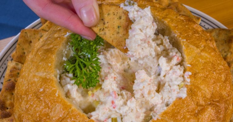 Creamy Crab Rangoon Dip