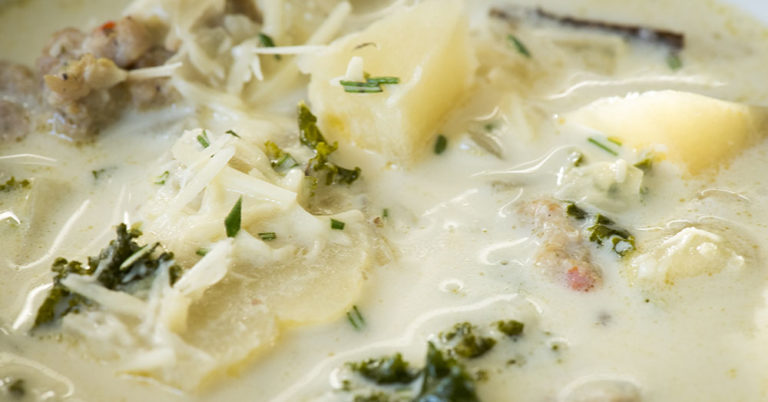 Olive Garden-Style Slow Cooker Zuppa Toscana
