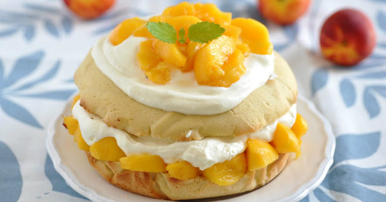 Peach Shortcake Is A Refreshing Twist On A Classic Favorite