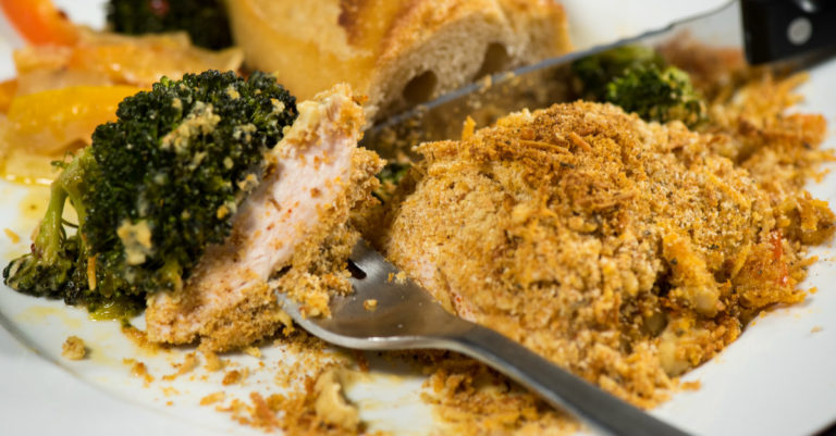 One-Dish Hummus Crusted Chicken And Veggies