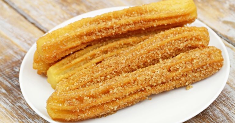 Create This Sweet And Crispy Carnival Treat In Just A Few Easy Steps