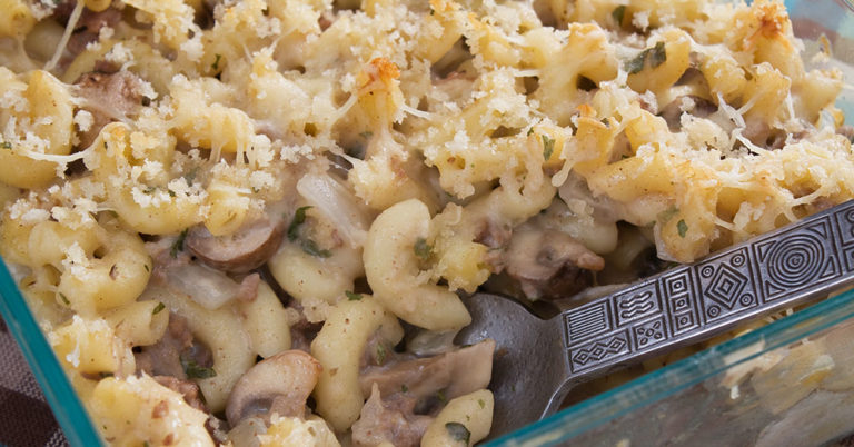 Bet You Didn’t Know Your Two Favorite Pasta Dishes Could Go So Well Together…