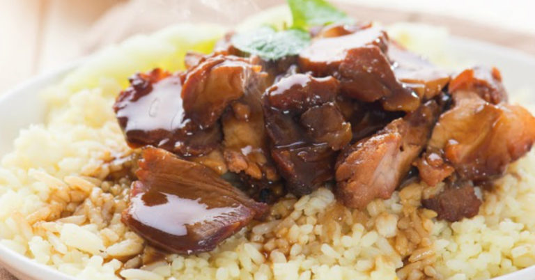 A Handful Of Pantry Staples Are All You Need For Delicious Sticky Ribs!