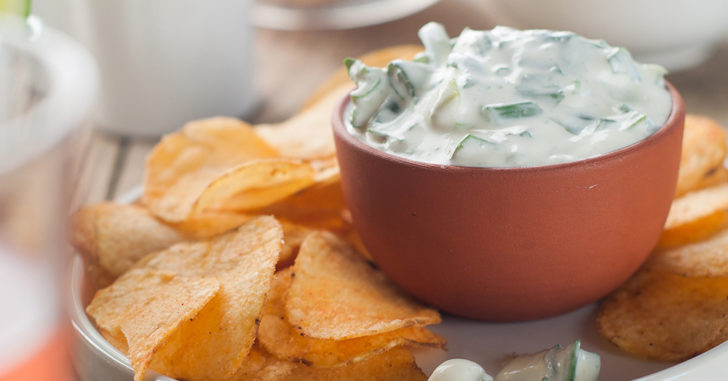 This Refreshing Cream Cheese Cucumber Dip Is A Perfect Warm Weather Snack 12 Tomatoes