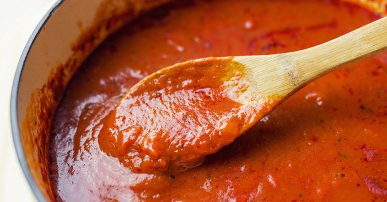 Classic Marinara Sauce in Minutes
