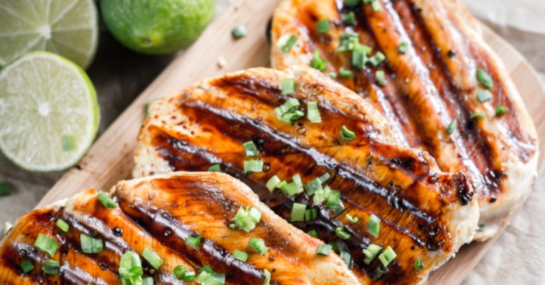 We LOVE This Super Simple, Sweet Sriracha Grilled Chicken!