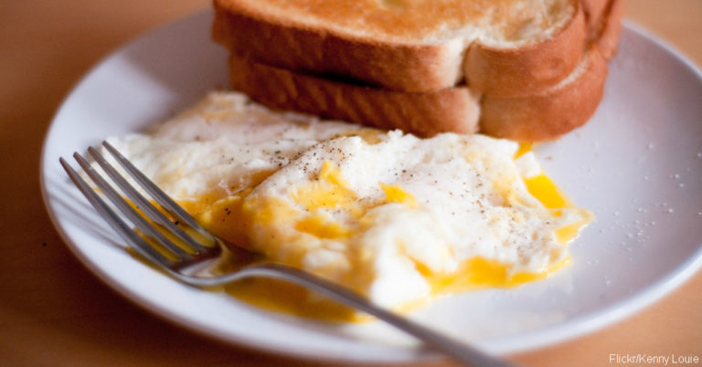 Don’t Fall Into A Breakfast Rut – 11 Ways To Cook An Egg