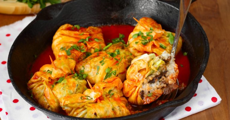 Vegetarian Stuffed Cabbage Rolls