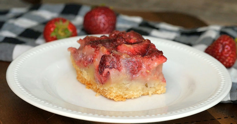 Sweet Strawberry Dream Bars
