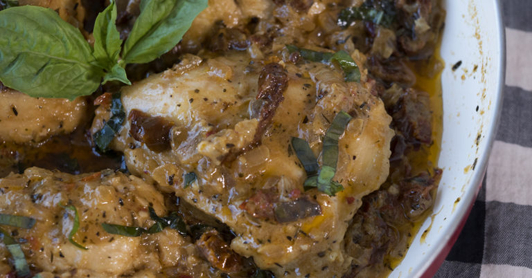 Creamy Sun-Dried Tomato Chicken Skillet