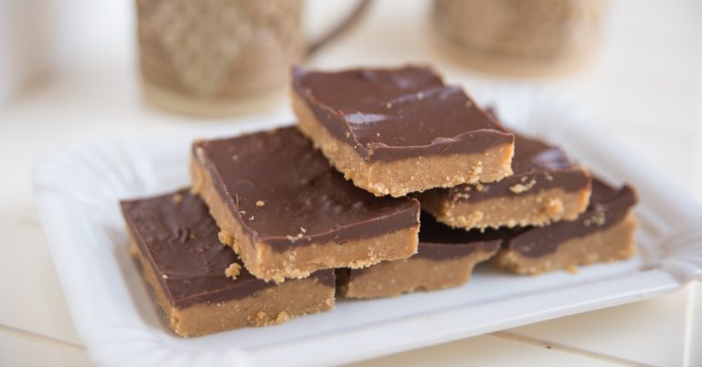 No Bake Chocolate Peanut Butter Squares