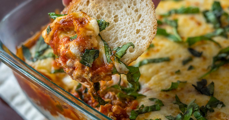 Cheesy Lasagna Dip