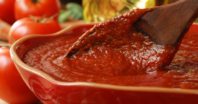 Savory Homemade Pizza Sauce