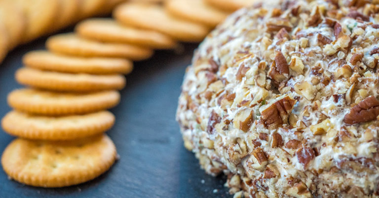 Pineapple Pecan Cheese Ball