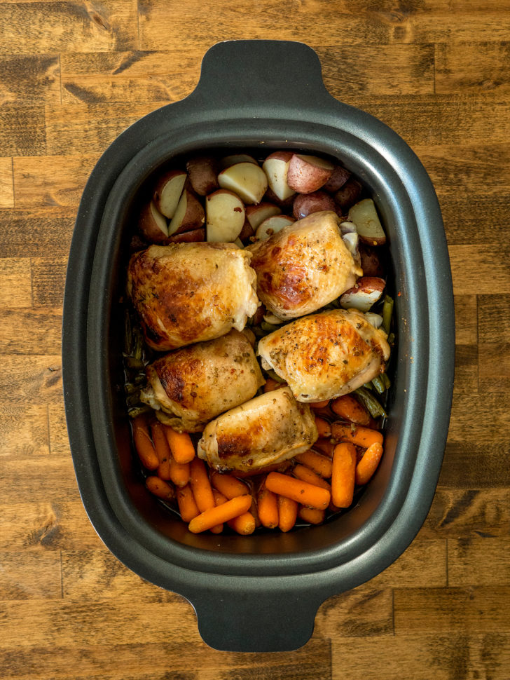 Slow Cooker Honey Garlic Chicken and Veggies - Damn Delicious