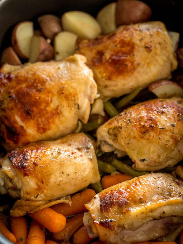 Slow Cooker Honey Garlic Chicken and Veggies - Damn Delicious