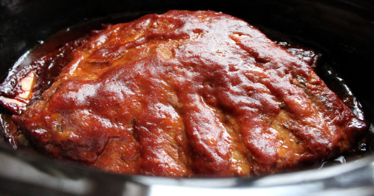 Simple Slow Cooker Ribs