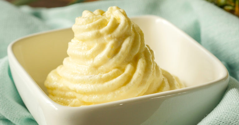 4-Ingredient Homemade Dole Whip