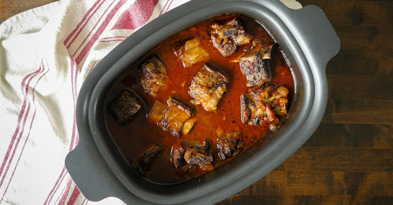 Slow Cooker BBQ Short Ribs