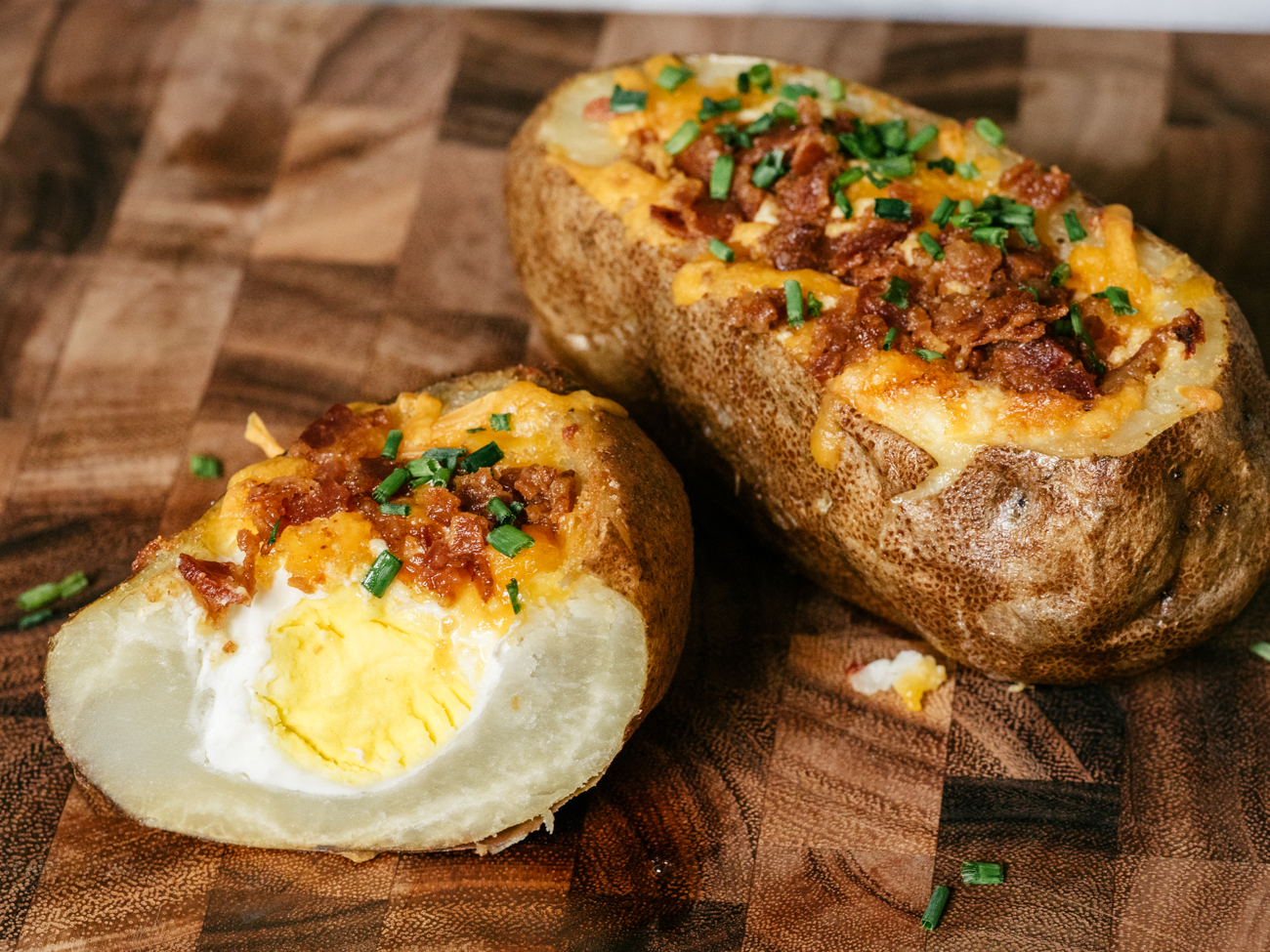 baked eggs in potato bowls