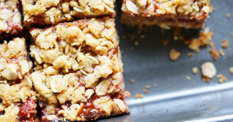 Peanut Butter And Jelly Oat Crumble Bars