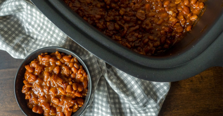 Slow Cooker Root Beer Baked Beans
