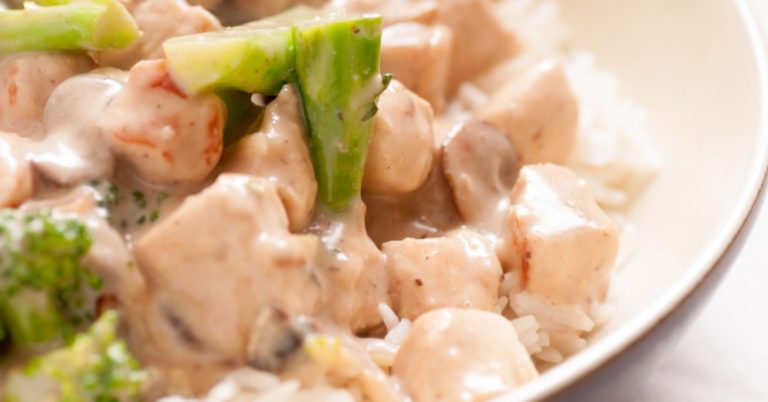 One Skillet Creamy Mushroom Chicken
