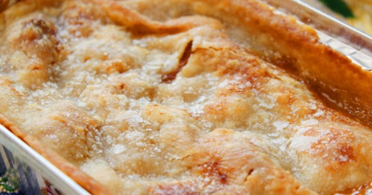 How To Make Grandma’s Famous Peach Cobbler