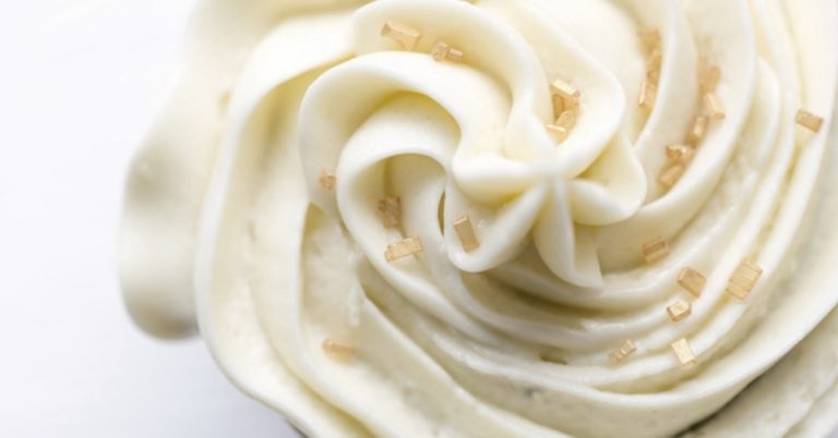 The BEST Vanilla Buttercream Frosting