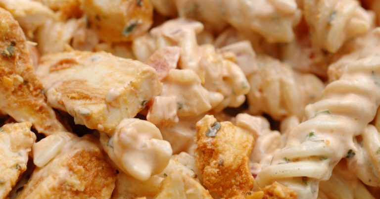 Buffalo Chicken Pasta Salad