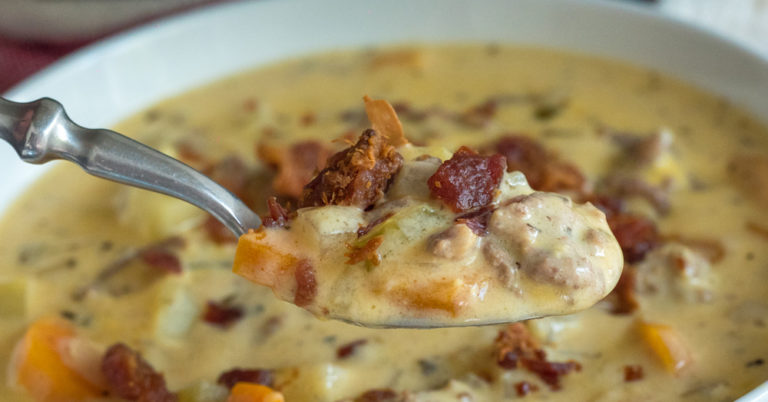 Extra Creamy Slow Cooker Cheeseburger Soup