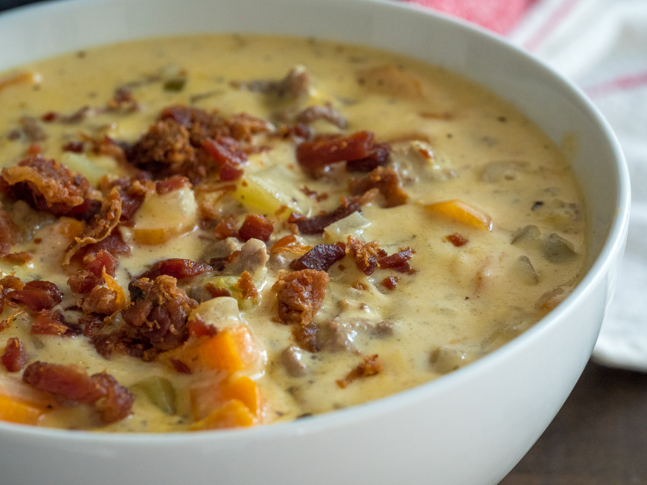 Extra Creamy Slow Cooker Cheeseburger Soup 12 Tomatoes