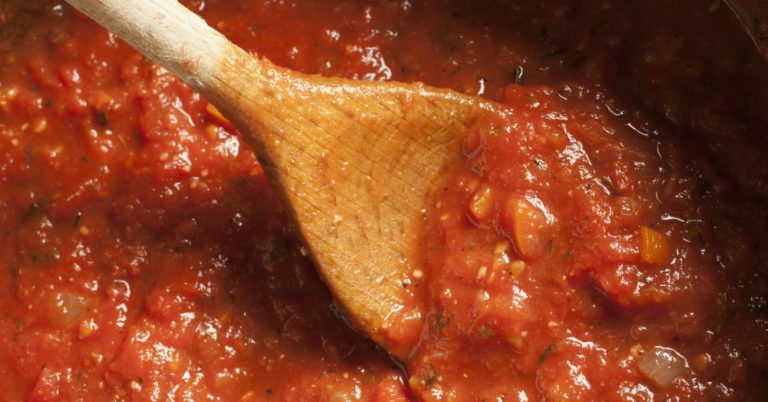 Quick Homemade Italian Tomato Sauce