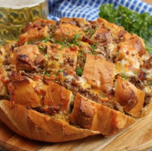 Cheesy Bacon Burger Pull Apart Bread | 12 Tomatoes