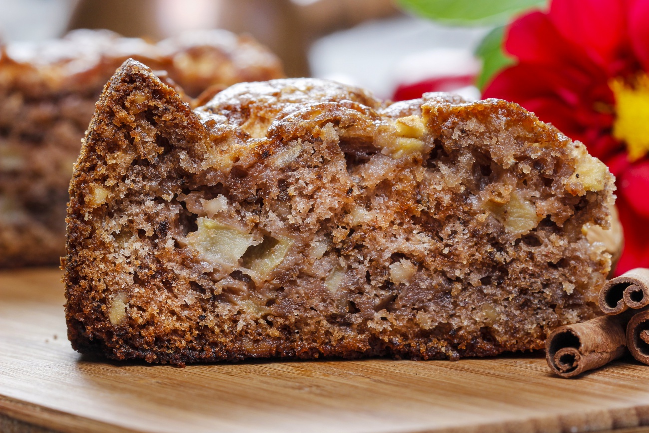 Apple Cinnamon Swirl Bread + KitchenAid Apple Challenge – Mother Thyme